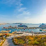 Paradision Mykonos Town